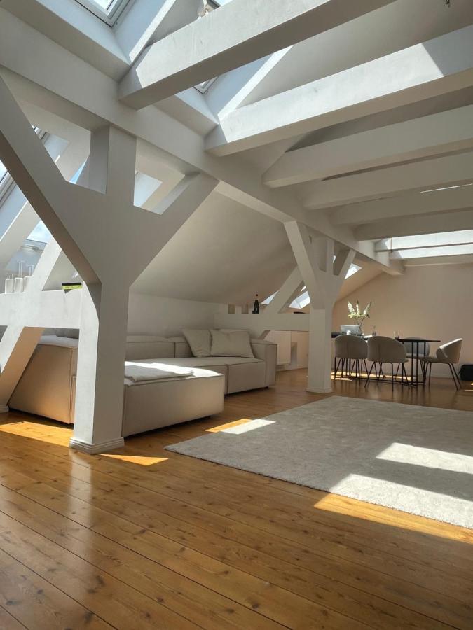 Luxurious Penthouse - Mitte Apartment *